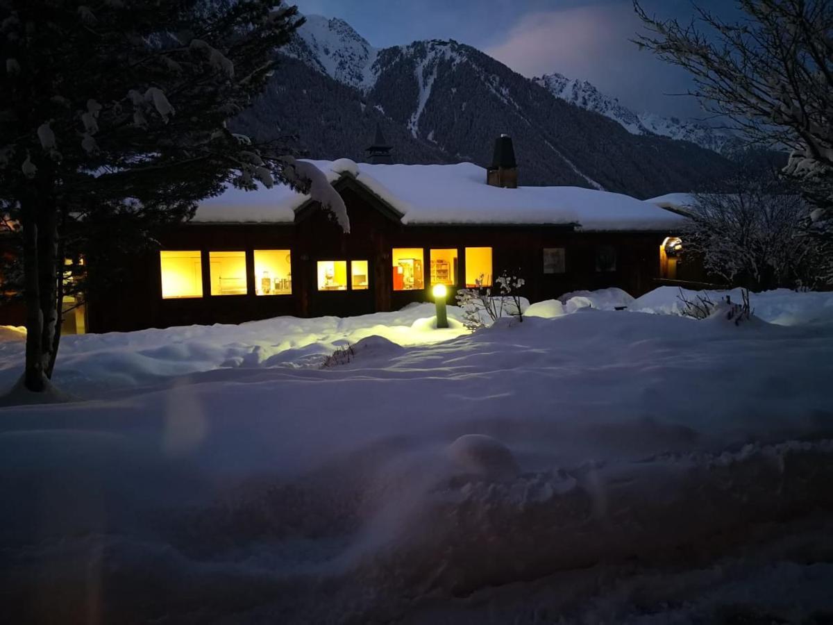 Auberge De Jeunesse Hi Шамони Екстериор снимка