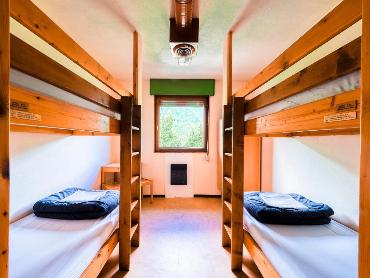 Auberge De Jeunesse Hi Шамони Екстериор снимка
